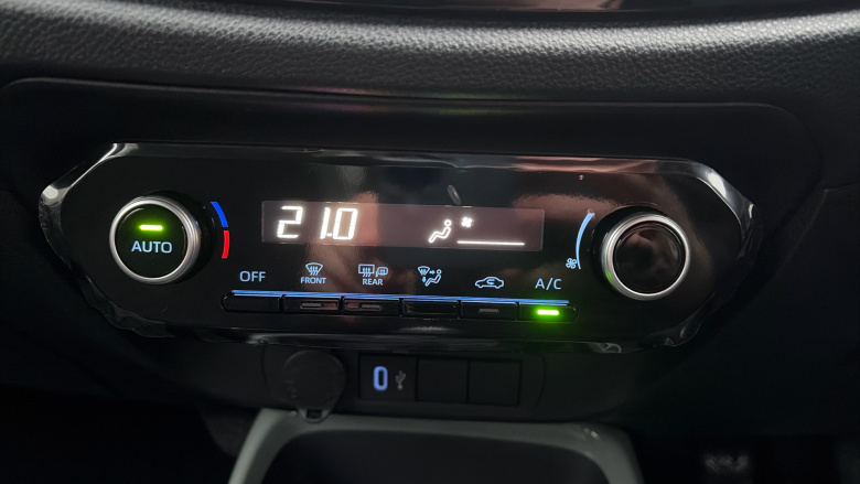 Toyota Aygo X 1.0 VVT-i Edge 5dr Petrol Hatchback